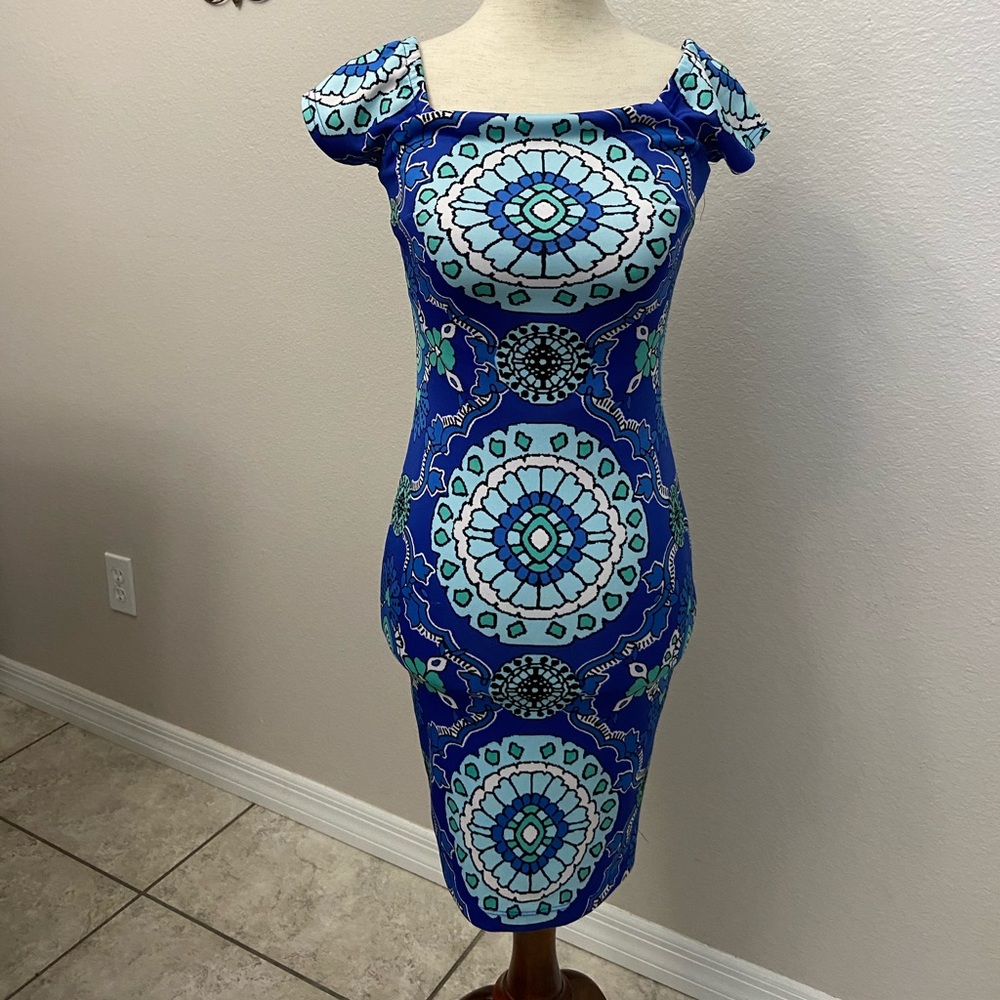 Blue printed cocktail dress